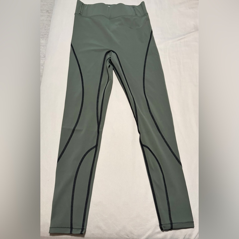 Bandier Olive Green Seam-Detail Leggings